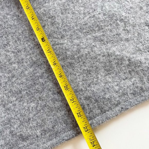 • Michelle Mason Alpaca Merino Wool Zip Sweater • - Picture 13 of 14